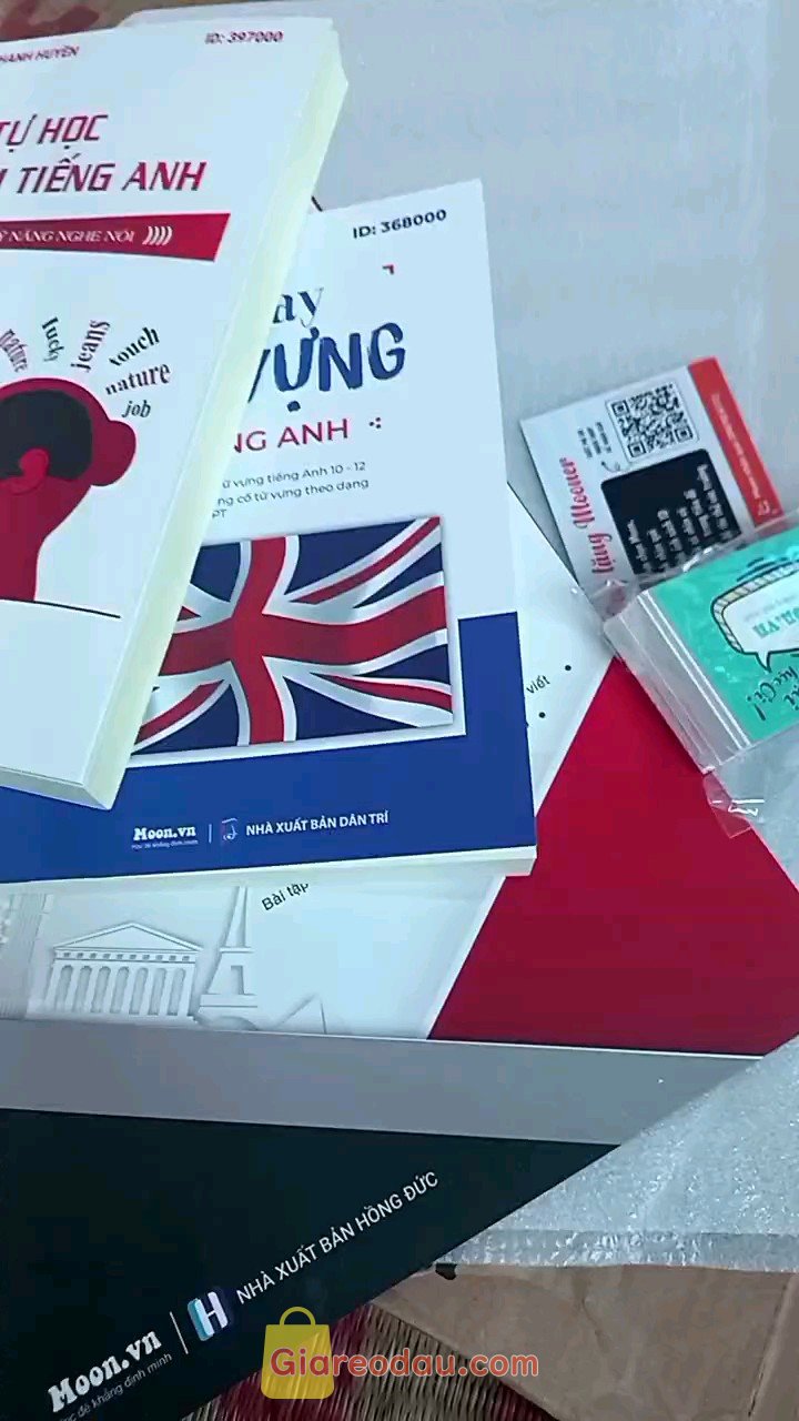 Giảm giá [Mã giảm 26%] Combo sách học tiếng anh giao tiếp cơ bản cho người mới bắt đầu moonbook. Sách chất lượng  giao hàng nhanh còn được tặng quà nữa mãi ủng. 