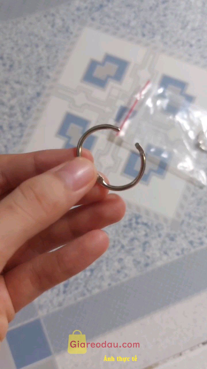 Giảm giá Khoen Đóng Gáy Sách -còng sắt làm flashcards - sổ còng size 20/25/30/35/40/45mm. Giao hàng nhanh lắm luôn, giao đủ số lượng, nói chung là dùng rất. 