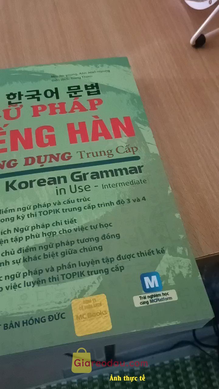 Giảm giá [Mã giảm 28%] [LIFEMALL9915 - 12% đơn 99K] Sách Ngữ Pháp Tiếng Hàn Thông Dụng Trung Cấp - Korean Grammar In Use Intermediate. shop đóng gói cẩn thận, giao hàng nhanh, em đặt hàng 1ngày là đã. 