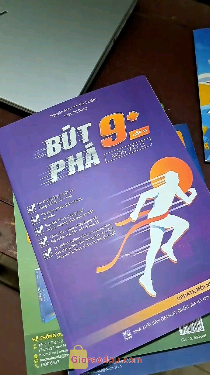 Giảm giá [Mua 2 tặng 1] Sách bứt phá 9+ lớp 11 môn Hóa, Vật lí, Tiếng Anh - tham khảo dành cho 2k7 - HOCMAI. Mua sách ở hocmai nhiều rồi và lần nào cũng cảm thấy rất ưng ý.. 