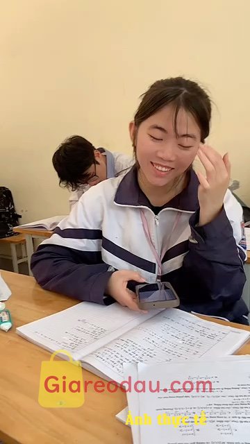 Giảm giá Sách 20 đề ôn thi đánh giá năng lực 2024, ĐHQG HÀ NỘI | VnBook. sách dùng rất hay nhưng tôi khá ngu nên không hiểu  lắm nói chung là. 