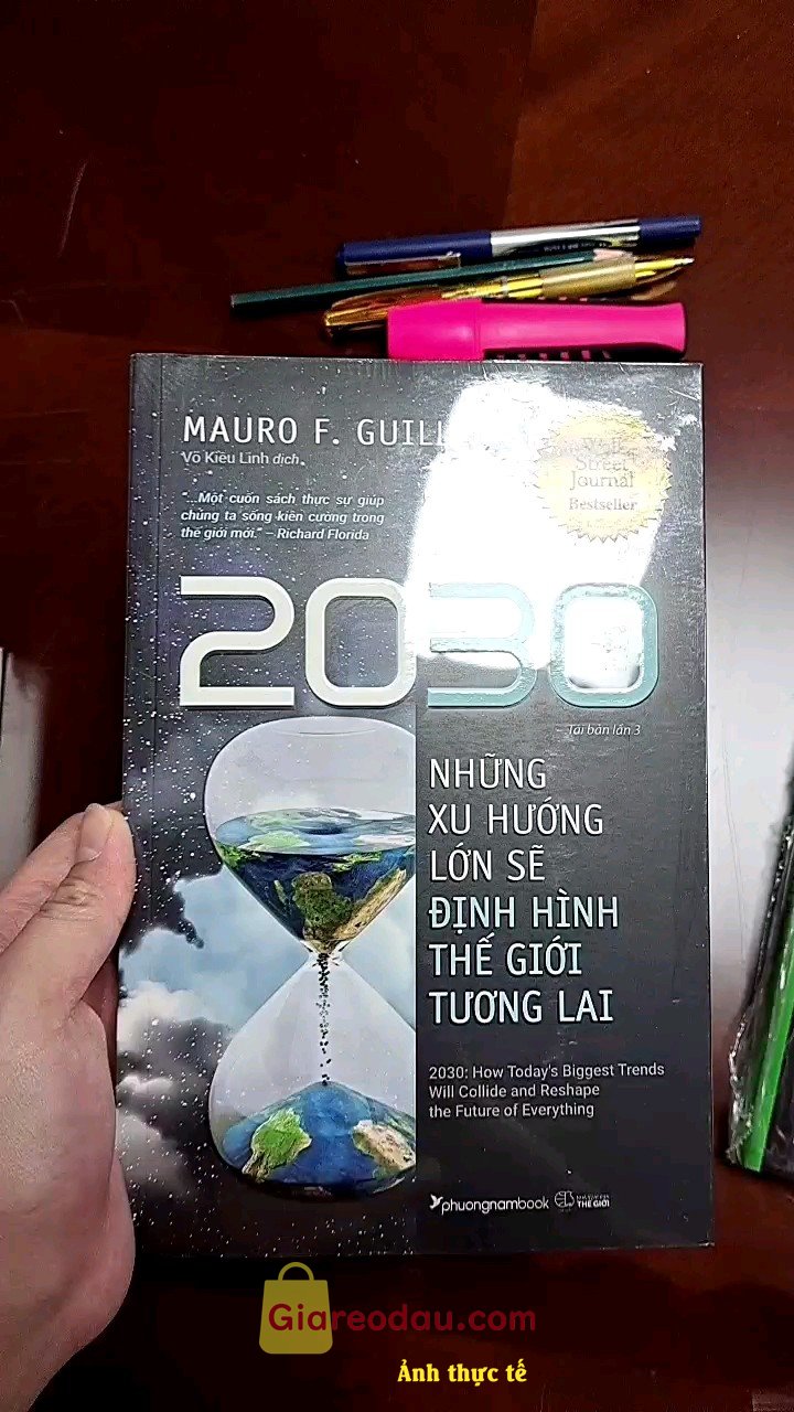 Giảm giá [Mã giảm 25%] Sách 2030: Những Xu Hướng Lớn Sẽ Định Hình Thế Giới Tương Lai (Tái Bản 2023). Fahasa gửi đúng và đủ sách mình mua, sách đc bọc và bảo quản cẩn. 