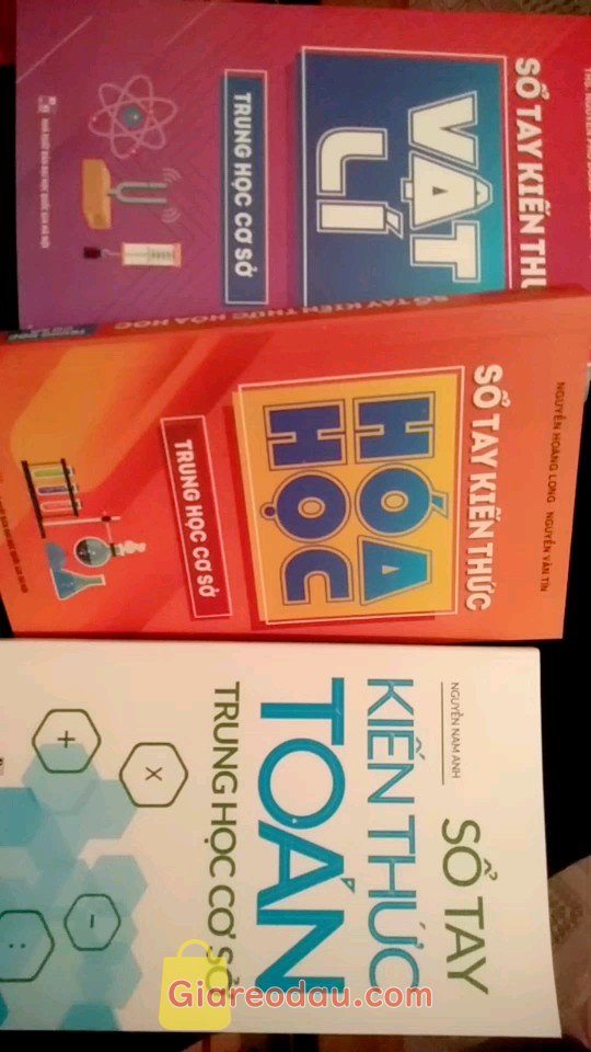 Giảm giá [Mã giảm 25%] Sách 5 cuốn Sổ Tay Kiến Thức Toán  + Ngữ Văn + Tiếng Anh + Vật Lý + Hóa Học Trung Học Cơ Sở - trọn bộ, lẻ tùy chọn. Shop đóng gói cẩn thận. Sách đẹp. Nhìn chung là ok. Tổng quát kiến. 