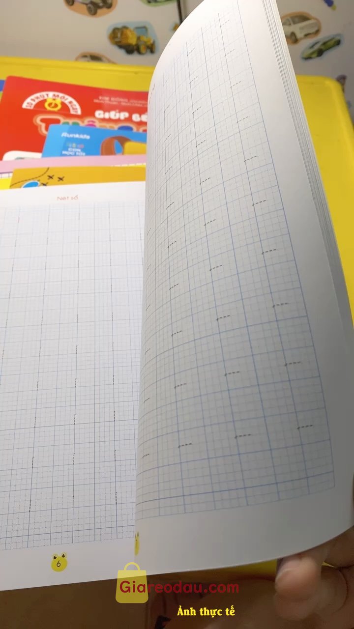 Giảm giá [Mã giảm 8%] Sách Bé Chuẩn Bị Vào Lớp 1 Vở Tập Viết Nét Cơ Bản. Sách này đẹp giấy đẹp nội dung đẹp. Giao hàng nhanh. Đóng gói. 