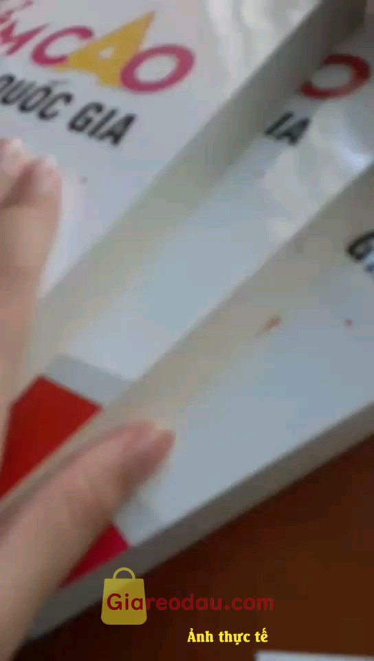 Giảm giá [Mã giảm 20%] Sách Bí quyết chinh phục điểm cao kì thi THPT Quốc gia môn Toán Tập 1 - 2. Giao hàng rất nhất mình mới đặt hôm nay mà mai đã có. Shipper thân. 