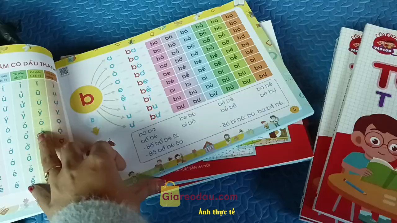 Giảm giá [Mã giảm 5%] Sách Bộ 3 luyện viết Hành trang cho bé tự tin vào lớp 1. Sách đẹp, dày dặn, giấy mịn, ko chê được. Giá lại rẻ. Shop rất. 