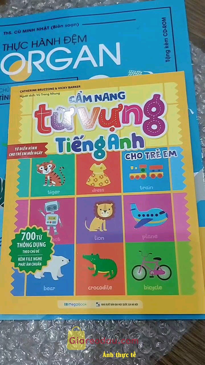 Giảm giá [Mã giảm 14%] Sách Cẩm Nang Từ Vựng Tiếng Anh Cho Trẻ Em MEGABOOK. Shop giao hàng rất nhanh, mình ở tỉnh nhưng đặt hôm trước, hôm sau. 