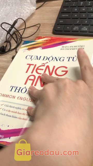 Giảm giá [Mã giảm 20%] Sách Động Từ Bất Quy Tắc Và Ngữ Pháp Tiếng Anh Cơ Bản Mai Lan Hương. Gói hàng siêu kĩ luôn, đến tay siêu đẹp, giao hàng cũng nhanh. Nội. 