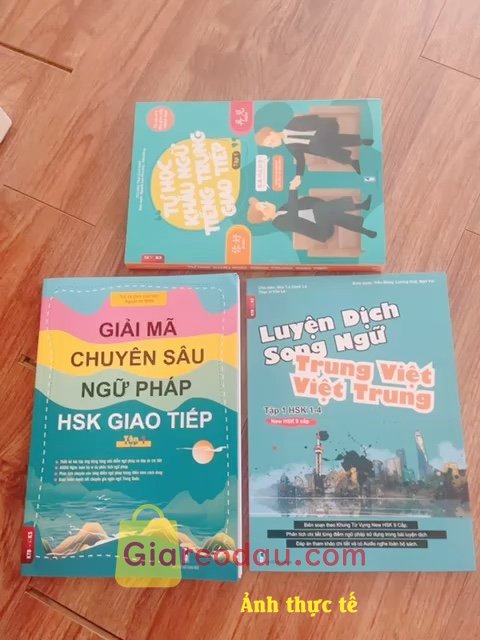 Giảm giá [Mã giảm 31%] Sách Luyện dịch song ngữ Việt Trung Trung Việt (Biên soạn theo NEW HSK 9 cấp) tập 1 0-HSK4. Shop giao nhanh, đóng gói kĩ. Sách tốt, có hiệu quả, nội dung phân. 