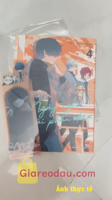 Giảm giá [Mã giảm 5%] Sách Ngày Nghỉ Của Ngài Phản Diện - Tập 4 - Tặng Kèm Bookmark. Shop giao hàng nhanh, đóng gói cẩn thận, truyện còn nguyên seal, ko bị. 