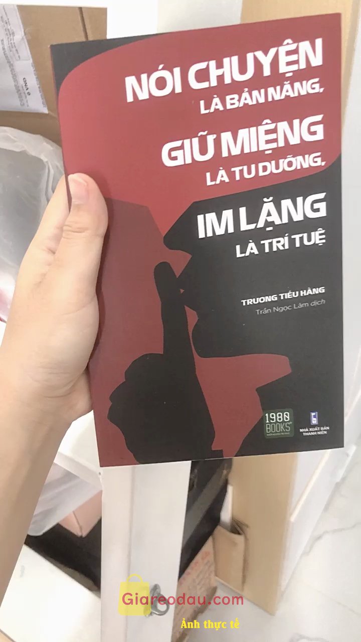Giảm giá [Mã giảm 27%] Sách Nói Chuyện Là Bản Năng, Giữ Miệng Là Tu Dưỡng, Im Lặng Là Trí Tuệ. Mình chưa đọc, nhưng hi vọng có giá trị, nghe rv thì mn bảo sách. 
