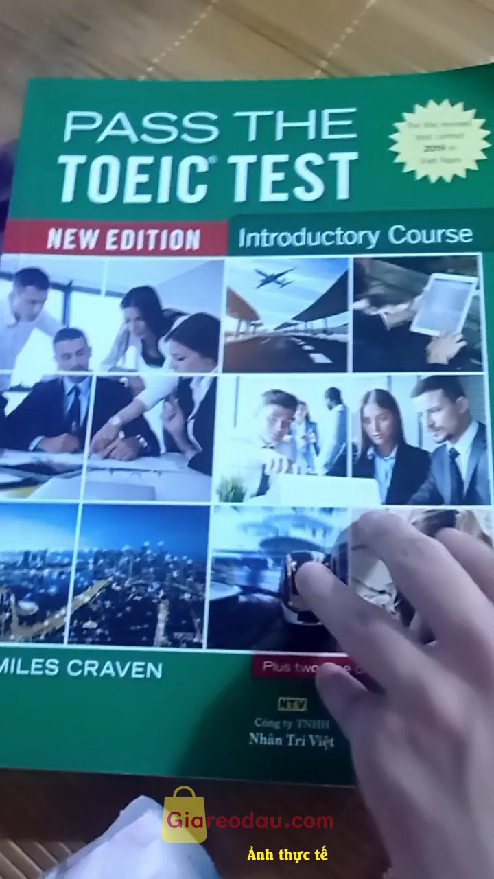 Giảm giá [Mã giảm 20%] Sách Pass the TOEIC Test – Introductory Course (new edition) -NTV. Sách này rất thích hợp cho những bạn mới tập tành làm quen Toeic,. 