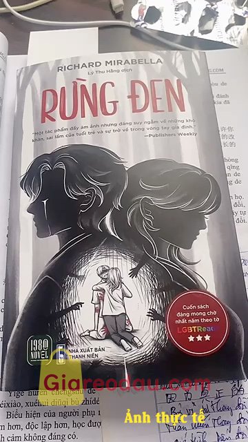 Giảm giá [Mã giảm 27%] Sách Rừng Đen Richard Mirabella. Sách chưa đọc nhưng thấy bìa đẹp,luôn ủng hôn nhac sách 1980 Novel.Shipper. 