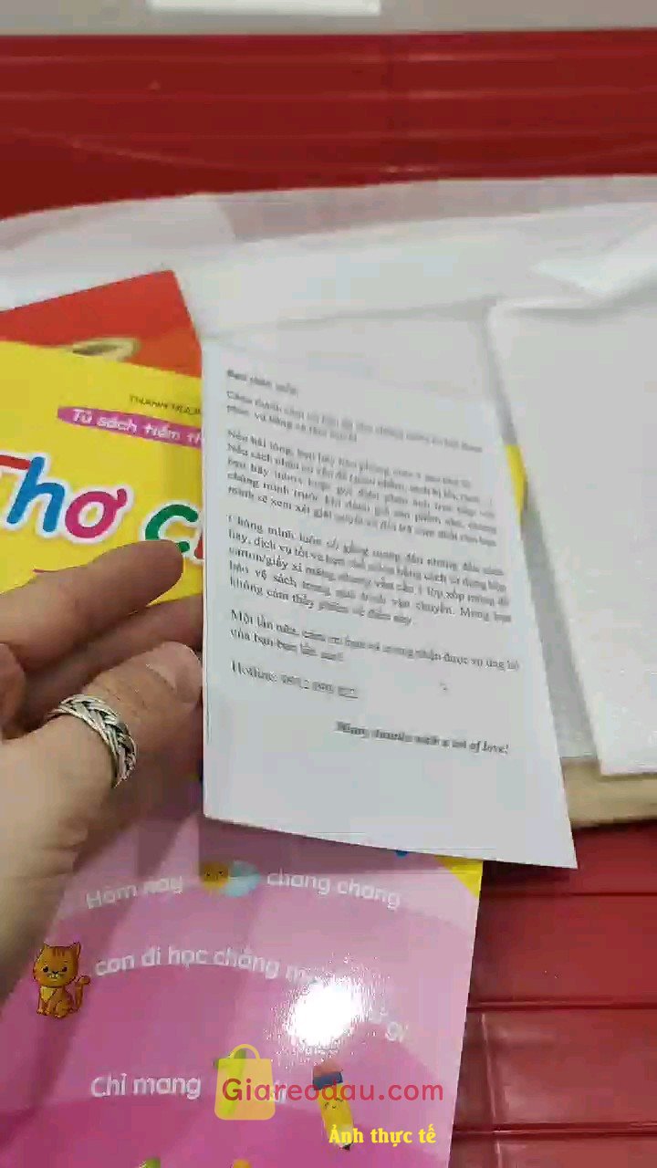 Giảm giá [Mã giảm 31%] Sách Thơ truyện đồng dao câu đố truyện tiềm thức cho bé tập nói tập đọc. Sách đẹp, hình ảnh dễ thương, nội dung hay, câu từ chọn lọc.. 