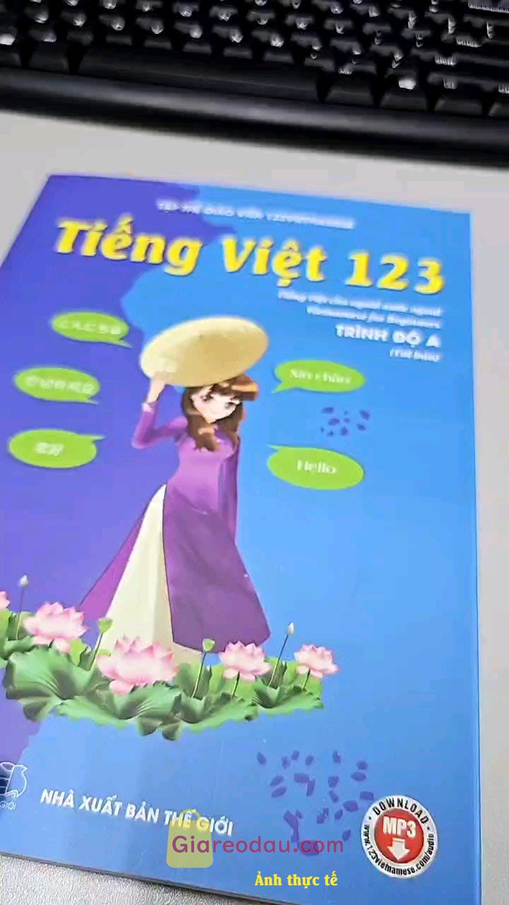 Giảm giá [Mã giảm 5%] Sách Tiếng Việt 123 - Tiếng Việt Cho Người Nước Ngoài - Trình Độ A (Tái Bản 2023). Sách giao nhanh, đóng gói cẩn thận. Nội dung khá ổn, bài học thiết. 