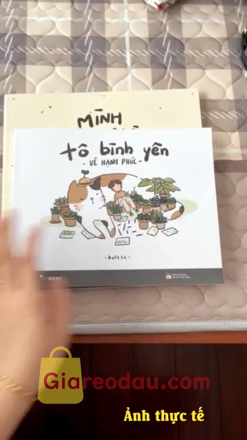 Giảm giá [Mã giảm 28%] Sách Tô Bình Yên Vẽ Hạnh Phúc (Tái Bản 2022). Sách tô màu giấy này dày lắm nha, đã lắm, mình tô gần hết sách. 