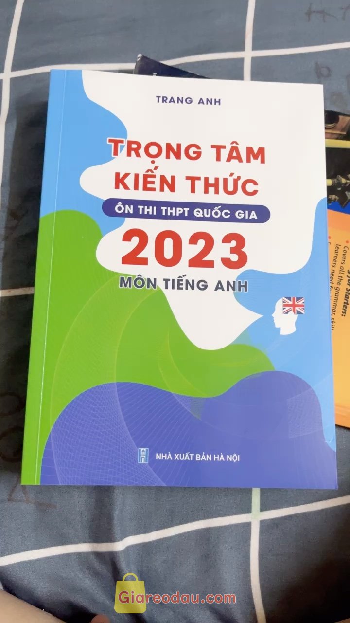 Giảm giá [Mã giảm 33%] Sách tổng ôn cấp tốc Tiếng anh 2023, ôn thi đại học Moonbook. Sách ổn. Phù hơp với học sinh ôn thi.. Không thích màu giấy lắm. 