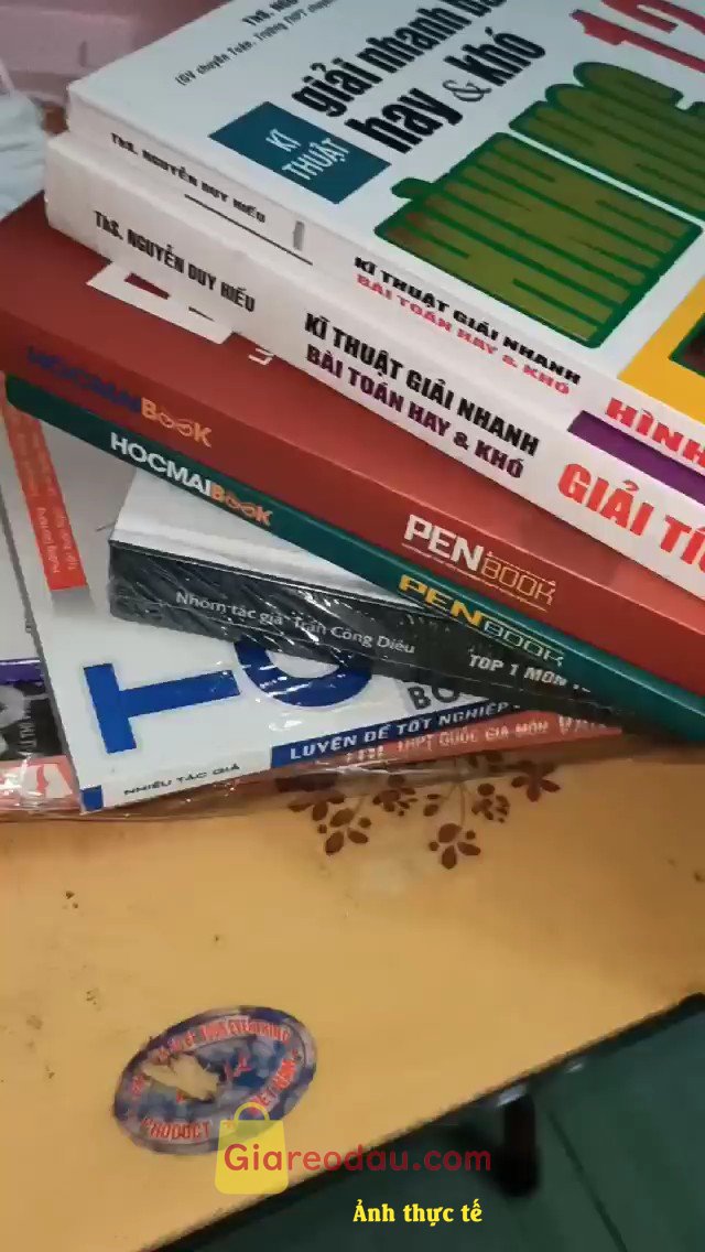 Giảm giá [Mã giảm 28%] Sách TOP 1 THPT Luyện Đề Tốt Nghiệp Chinh Phục Điểm 9+ Trần Công Diêu TCD. Sách mới đẹp và gói cận thận lắm nha tiếp tục ủng hộ shop và. 