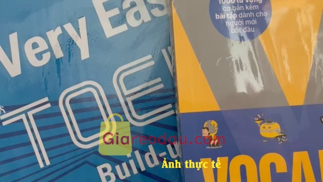 Giảm giá [Mã giảm 20%] Sách Very Easy Toeic 2 Build Up. Shop giao hàng rất nhanh. Sách được gói cẩn thận nên không bị móp. 