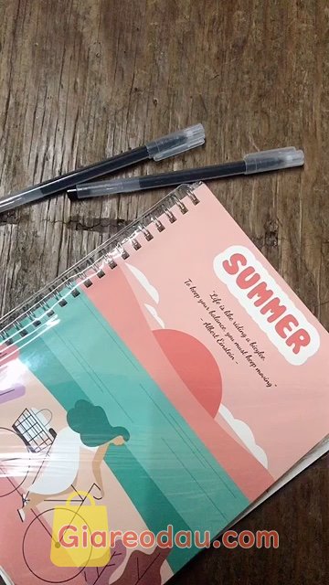 Giảm giá [Mã giảm 27%] Tập vở Làng Hương (Tập 100 trang - Tập 200 trang) giấy dày trắng sáng - định lượng 50gsm có đường kẻ cho HS-SV. Shop đóng gói cà, tui ưng quá chời lun nhe, tập cũng oke nè . 10 điểm. 